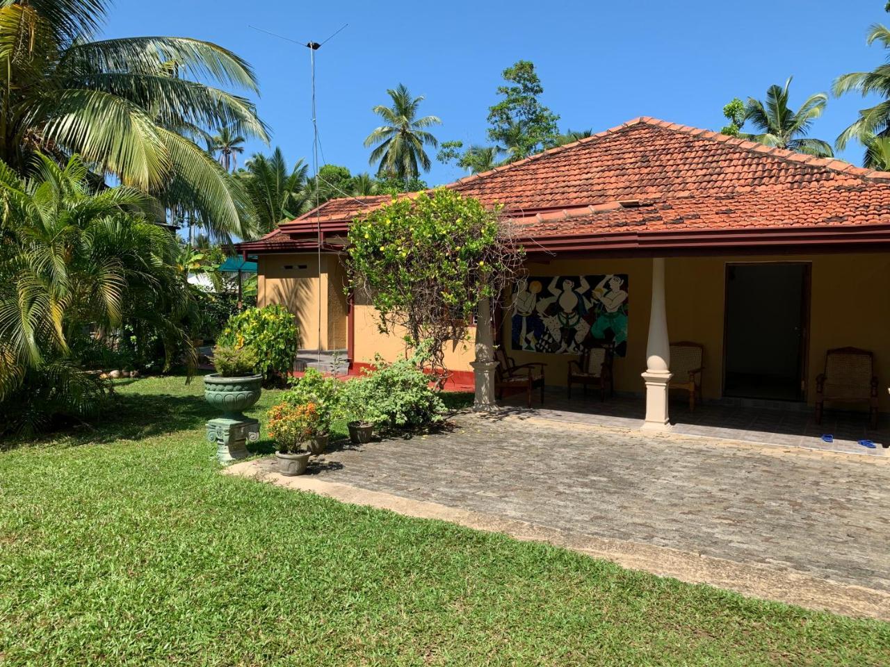 Bentota Villa Exterior photo